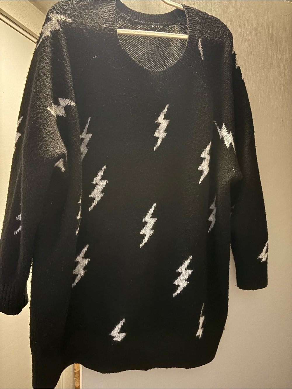 torrid Black Crewneck Sweater with White Lightning Bolts